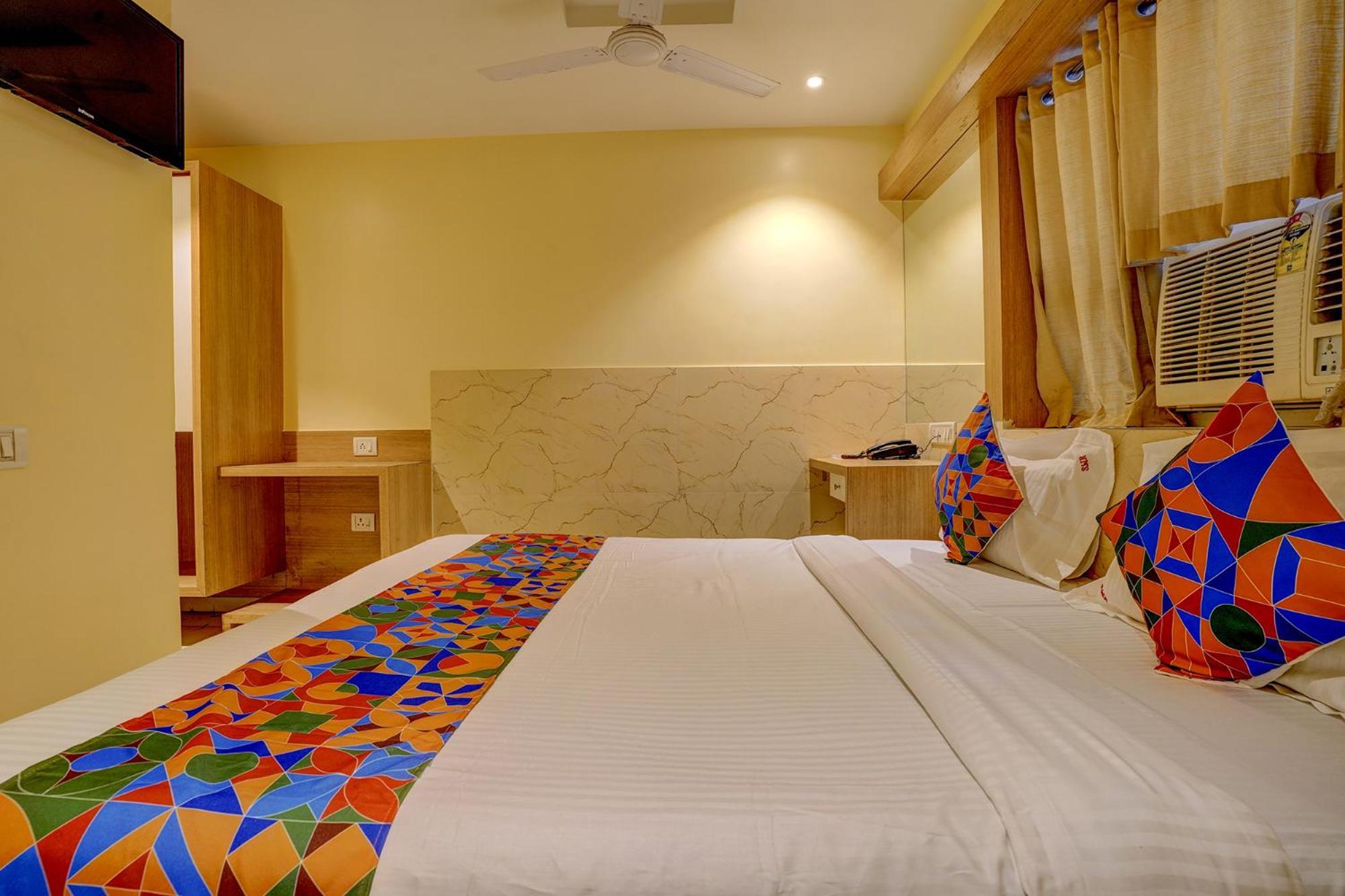 Fabhotel Starwood Residency - Behind Bmw Car Showroom Navi Mumbai Eksteriør billede